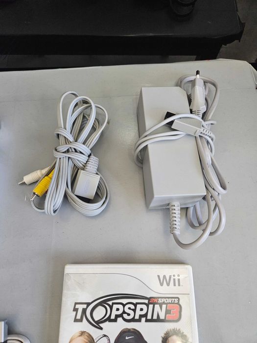 Nintendo Wii completa com jogo