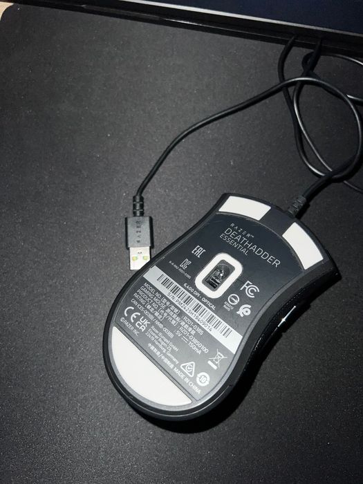 Миша Razer DeathAdder Essential USB Black