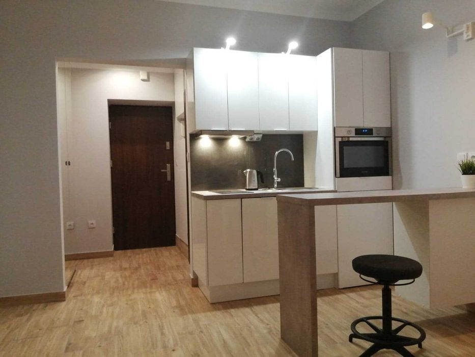 Mieszkanie 1 pok. w centrum, ok Hali Targowej, 1 km od Rynku