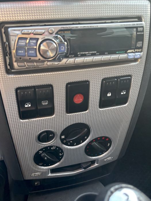 Продам Dacia Logan 2008 1.6