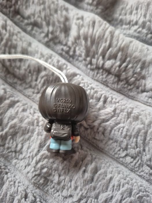 Figurki funko pop kinder joy stranger things