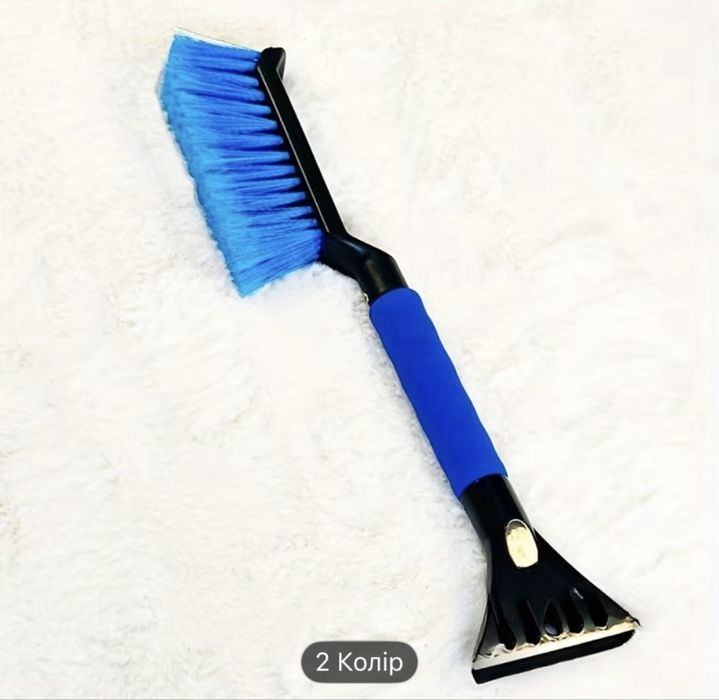 Щітка для снігу зі скребком