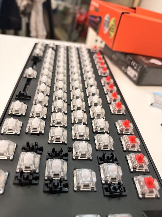 Steelseries Apex Pro Tkl Wireless