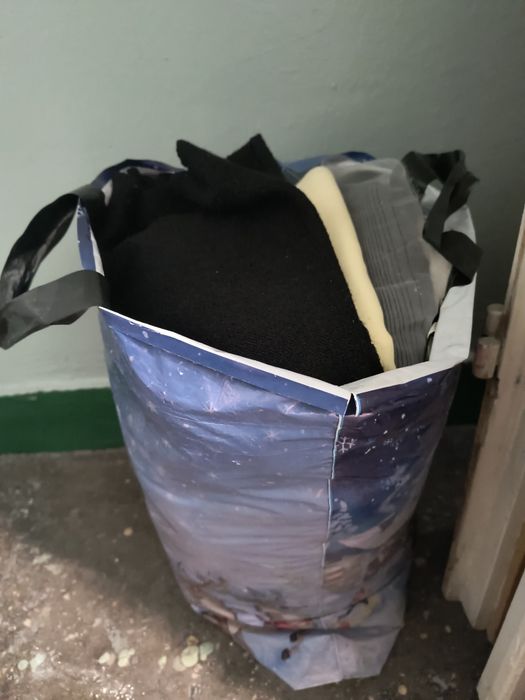 Ścinki kawałki materiału