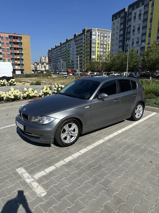 Продам BMW e87 118i