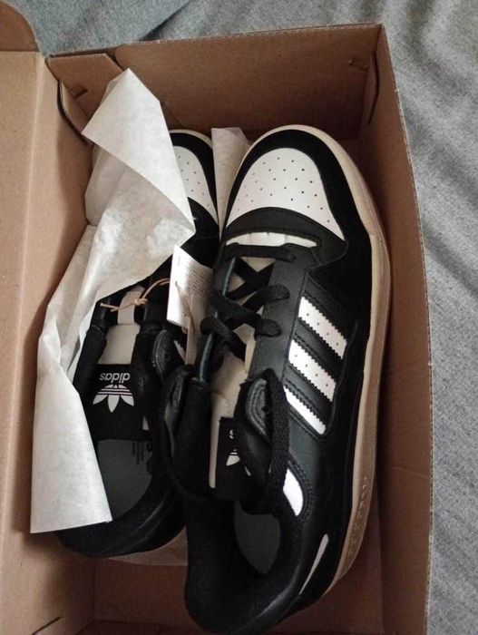 Sapatilhas novas com etiqueta Adidas