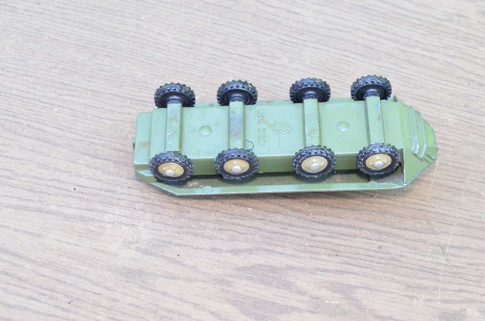 Игрушечный БТР-60ПБ (масштаб 1:43) СССР в коллекцию машинка военная техника