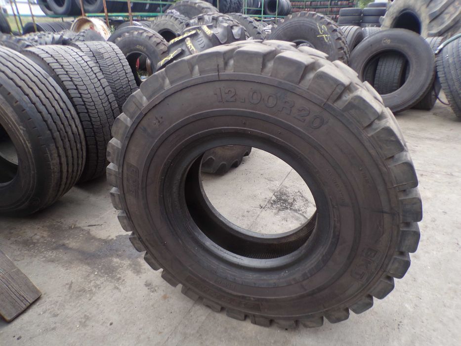 Opona 12.00R20 BKT LM-81 LIFT MAX PARA (1000 netto/szt.)