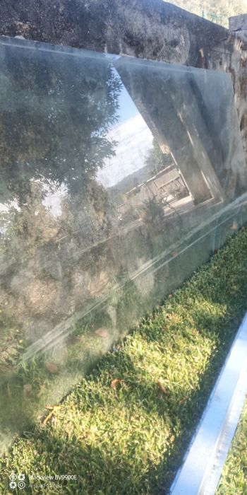 Vidro temperado com defeito