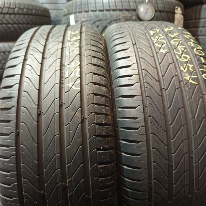 215/60R16 Continental UltraContact