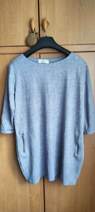 Szara tunika.Stan bardzo dobry.