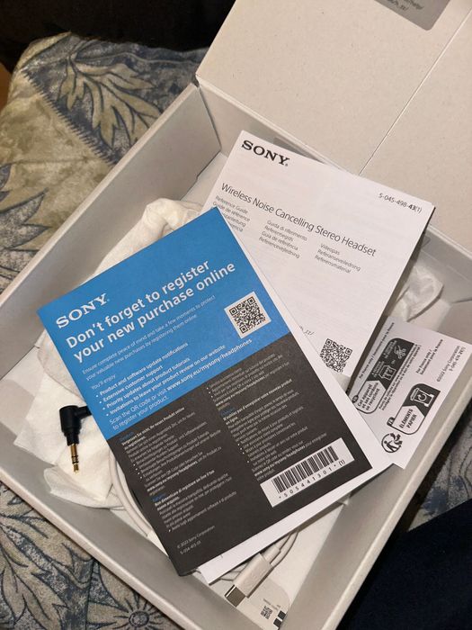 Auscultadores Noise Cancelling Bluetooth Sony WH-CH720N
