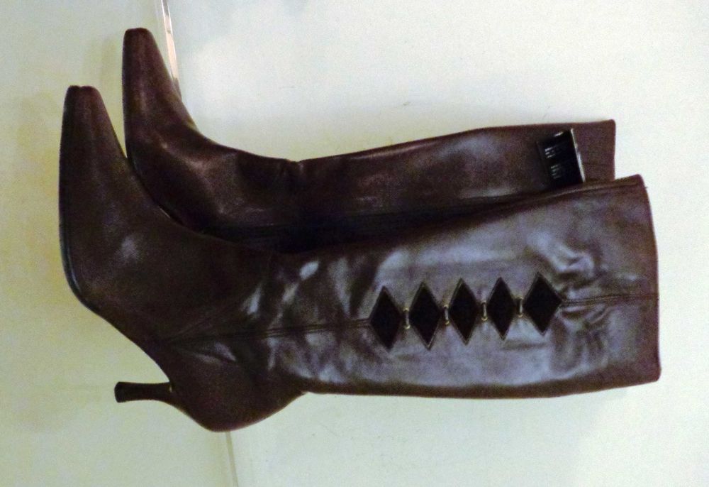 Botas de cano alto, de senhora