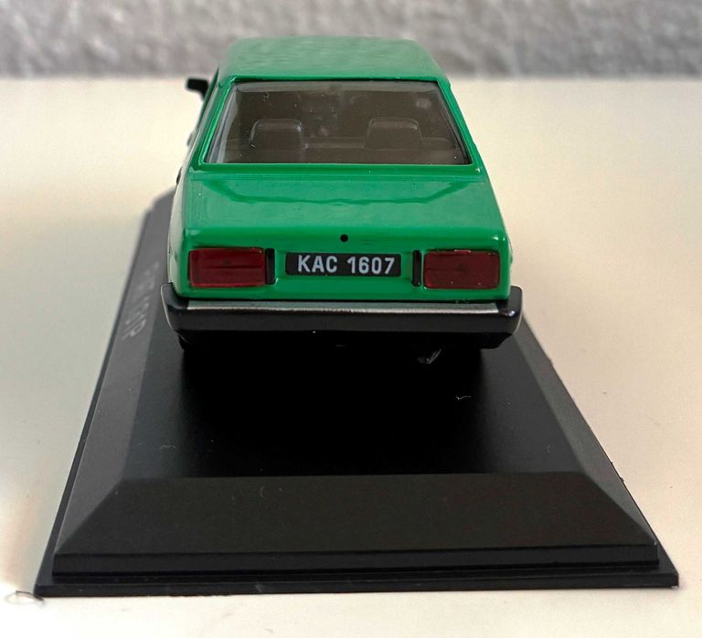 Fiat 131p Kultowe Auta PRL samochód auto model DeAgostini 1:43