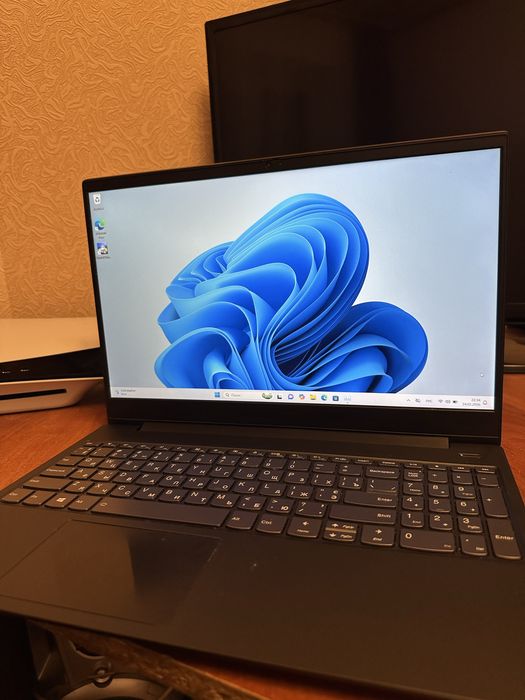 Ноутбук Lenovo S340-15 IWL