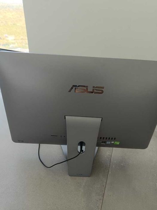 Computador All-in-One Asus Zen AiO 24" – Intel Core i5 / SSD + 1 TB HDD -Win 11 – Pronto a usar