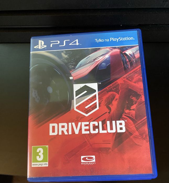 Ps4 pro 1tb + pad + 11 gier z płytą+ Kamera V2