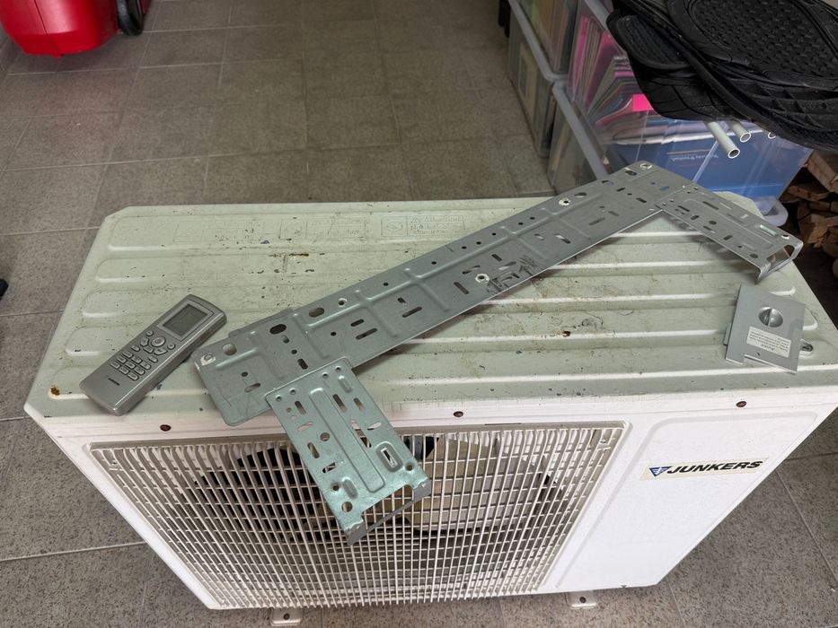 Ar condicionado, vendo unidade exterior e interior JUNKERS 5,3KW