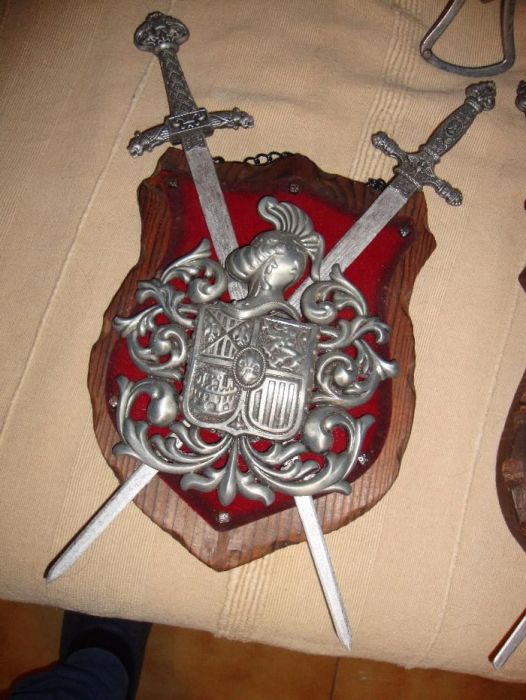 2 brasões decorativos