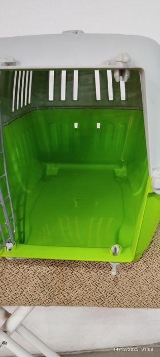 Transportadora para gatos. Medidas: 41x30x31. Em Loulé.
