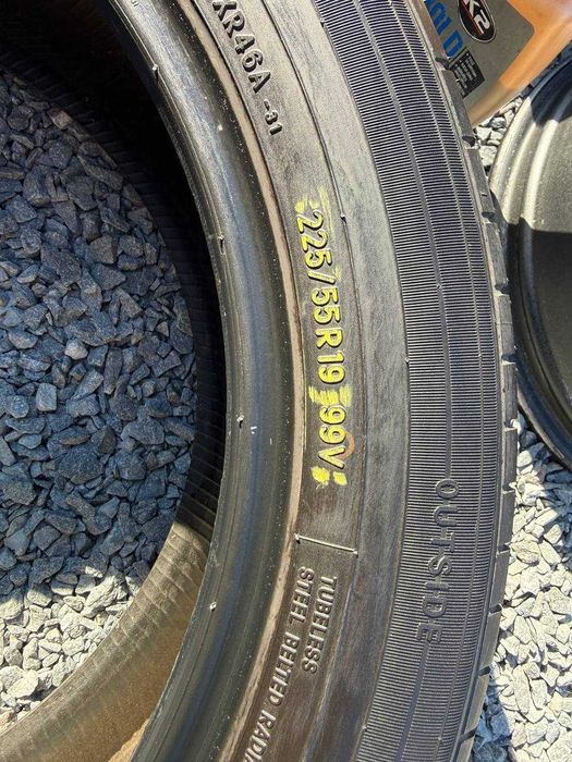 Шини Літні  225 55 19 Toyo