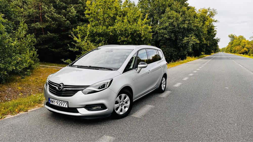 Wypożyczalnia busów i aut