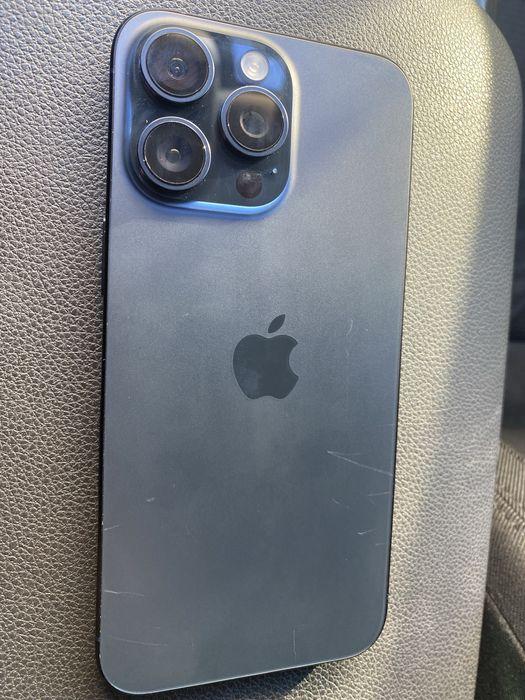 Продам iPhone  15 Pro Max