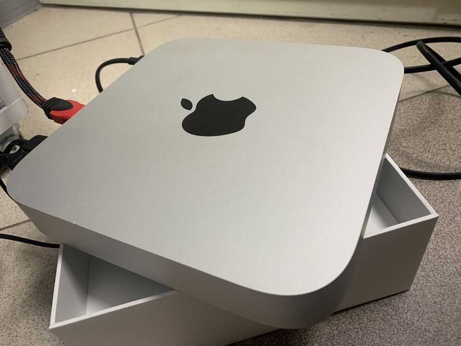 Mac mini 2023 m2