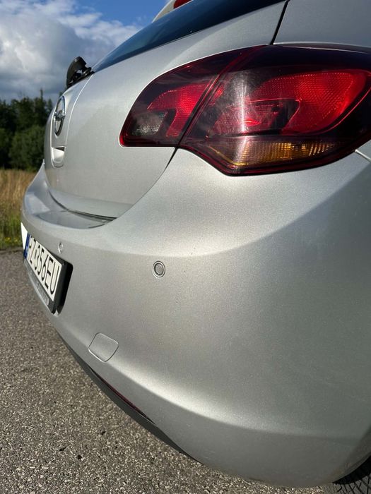 Opel Astra J 1.6 116km Cosmo