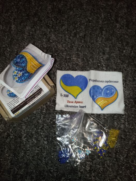 Набор для вышивки бисером, брошь патриотическая