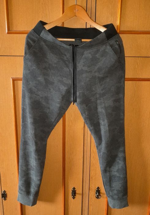 Joggery rozmiar W 32 L34