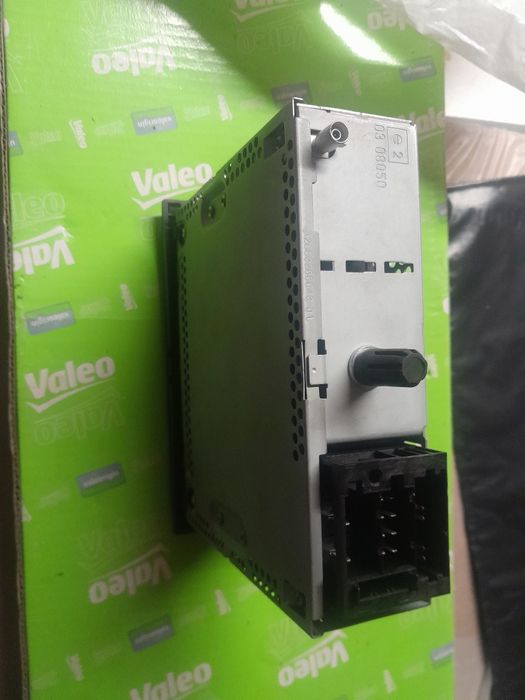 Rádio automóvel excelente