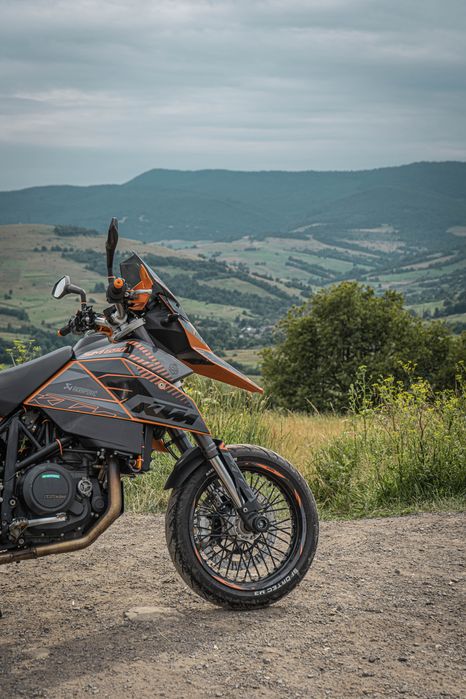 Ktm 690 sm 2008 рік