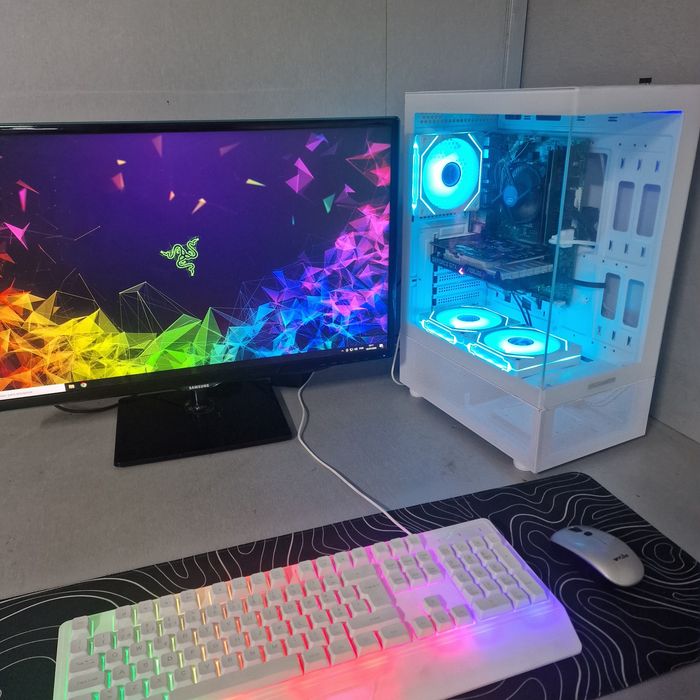 Torre Gaming RGB i3 8100, GTX 1650 SUPER, 12Gb Ram Ddr4, SSD