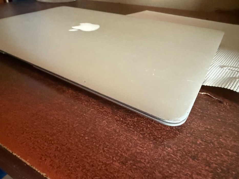 MacBook Air 2015 8GB/128GB bateria 33 cykle