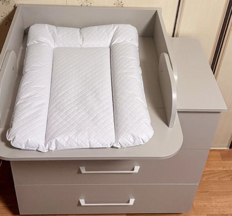 Дитячий комод з пеленальною зоною + пеленальний матрац у подарунок