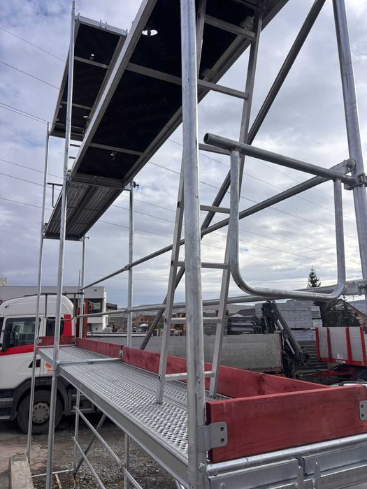 Rusztowanie elewacyjne P70 typu Plettac –  zestaw 72 m2