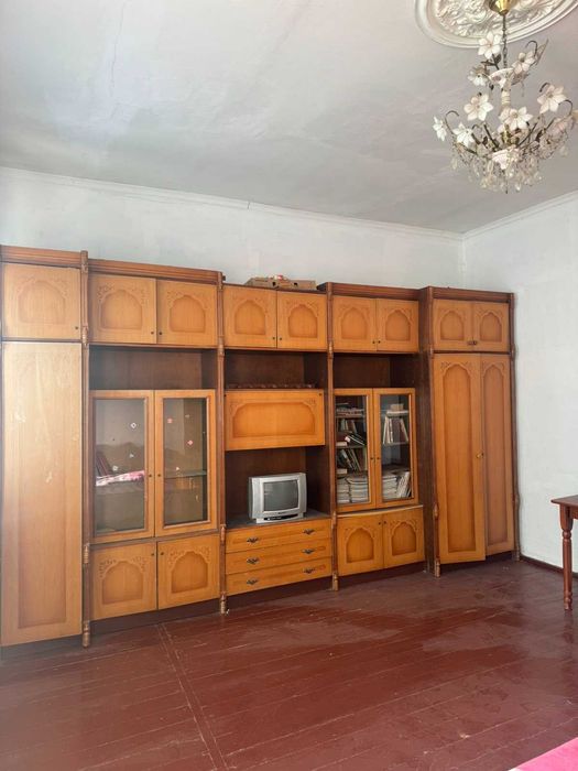 2-х кімнатна квартира, м. Жовква (центр)