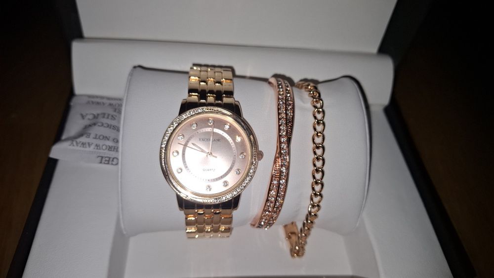 Conjunto Excellanc – Relógio e 2 Pulseiras em Rose Gold.