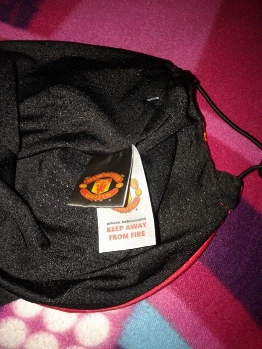 Czapka piłkarska MANCHESTER UNITED rowerowa kolarska do biegania