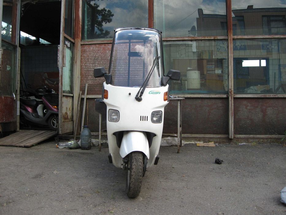 мопед з кабіною Honda Canopy Японія