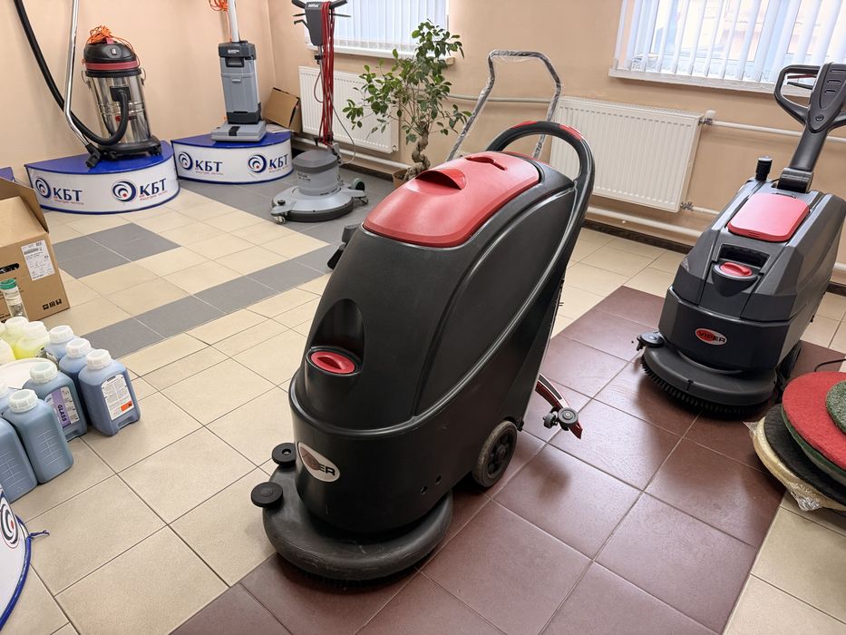 Підлогомийна машина Nilfisk Viper Karcher