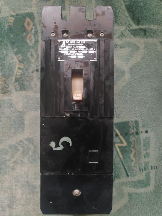 Автоматичний виключатель А-3716 фуз ІР 20