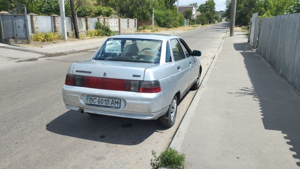 Продаю ВАЗ 2110!