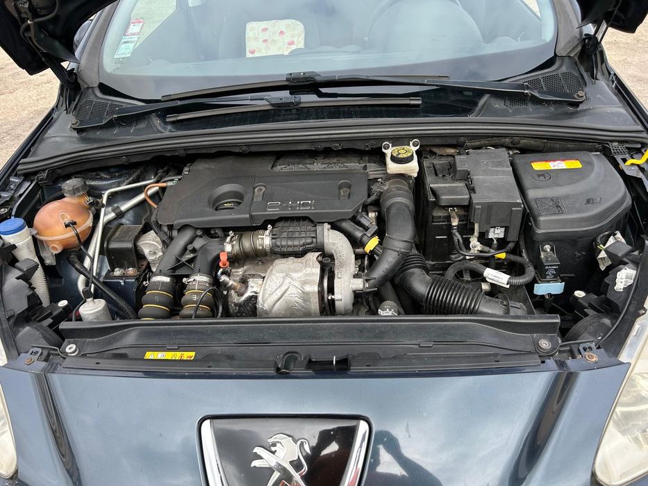 Peugeot 308 SW 1.6 HDi (112cv) 2011 | Nacional | 174000 km