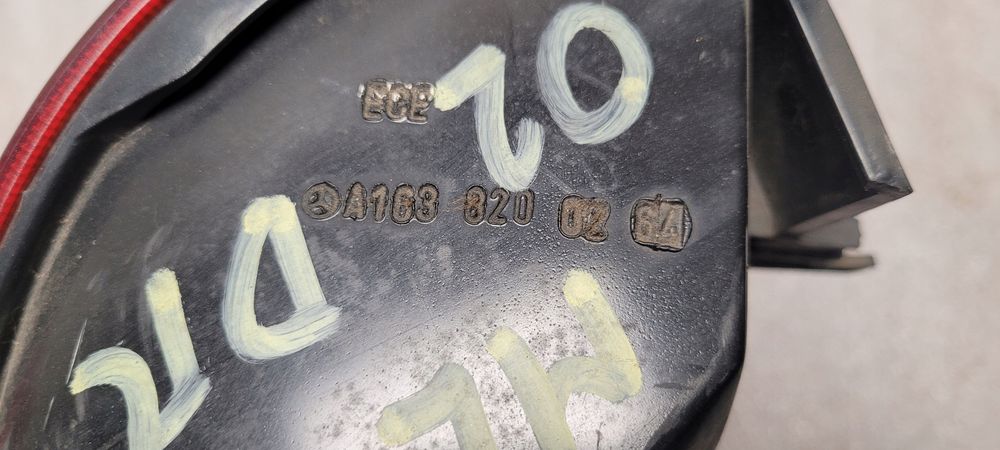 mercedes ml w163 98- lampa lewa lub prawa tył a1638200164 a1638200264