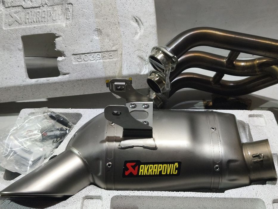 Ackrapovic Yamaha MT 09 / Tracer/ Xsr ( C/ NOVO. 1100KM)/