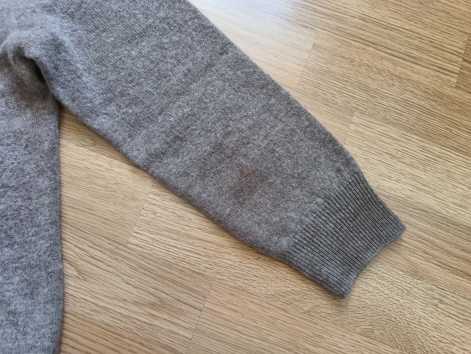 (r. M/L) wełniany sweterek z rękawem 3/4