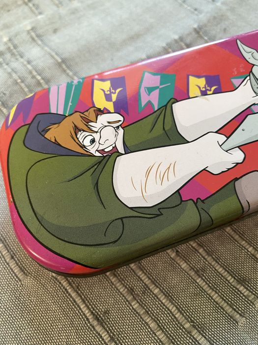 Dzwonnik z notre dame, piórnik, disney, lata 90