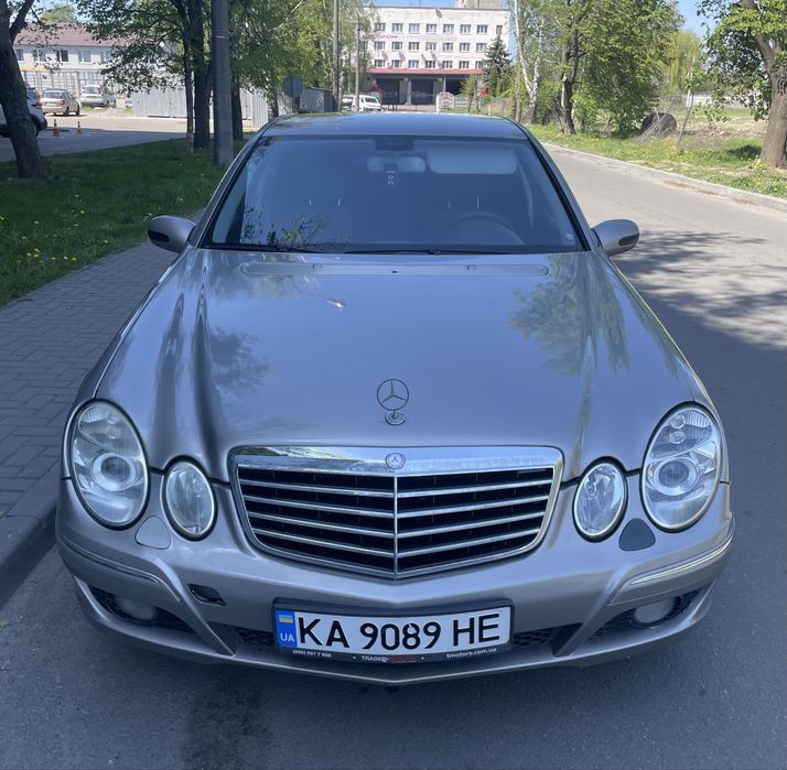 Мерседес Бенс Е 320